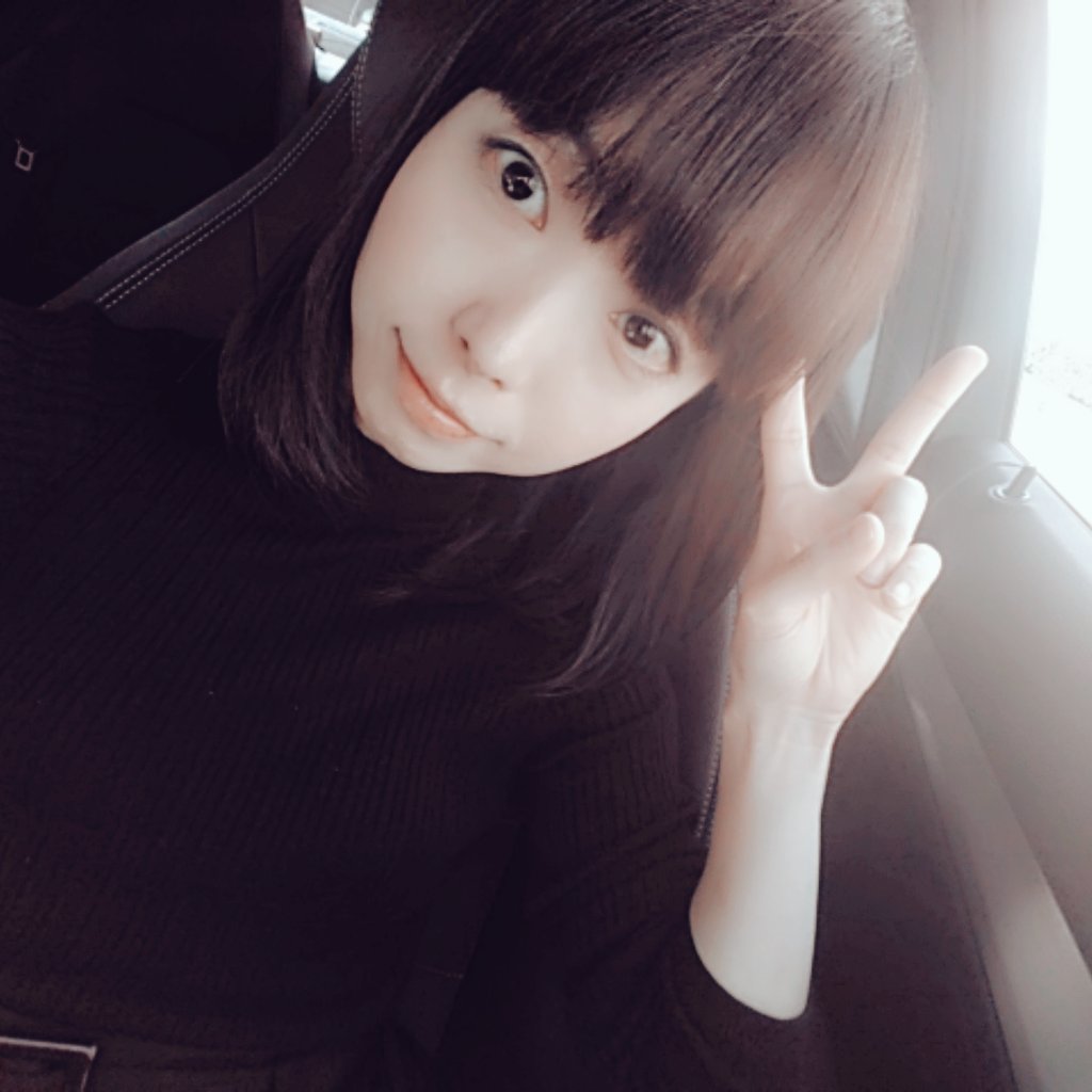 昨日ガンダムさんと話してて、あれ?誰かに似てるな…ってなってたんですけど小林清美さんに目が似てるんだ!となり色々なことに 昨日ガンダムさんと話してて、あれ?誰かに似てるな…ってなってたんですけど小林清美さんに目が似てるんだ!となり色々なことに