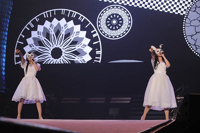 ClariS 舞浜コンサート、チケット申込み完了。後は、「神のみぞ知る。」ですネ。 ClariS 舞浜コンサート、チケット申込み完了。後は、「神のみぞ知る。」ですネ。
