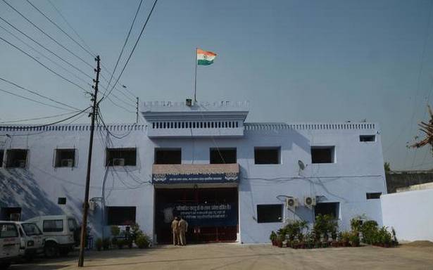 Talwars refuse remuneration for dental services, say authorities