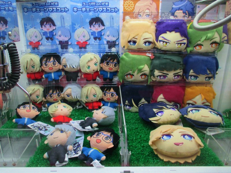 【クレーンゲーム情報②】「ユーリ!!! on ICE」「ツキウタ。」「刀剣乱舞-ONLINE-」「あんさんぶるスターズ! 【クレーンゲーム情報②】「ユーリ!!! on ICE」「ツキウタ。」「刀剣乱舞-ONLINE-」「あんさんぶるスターズ!