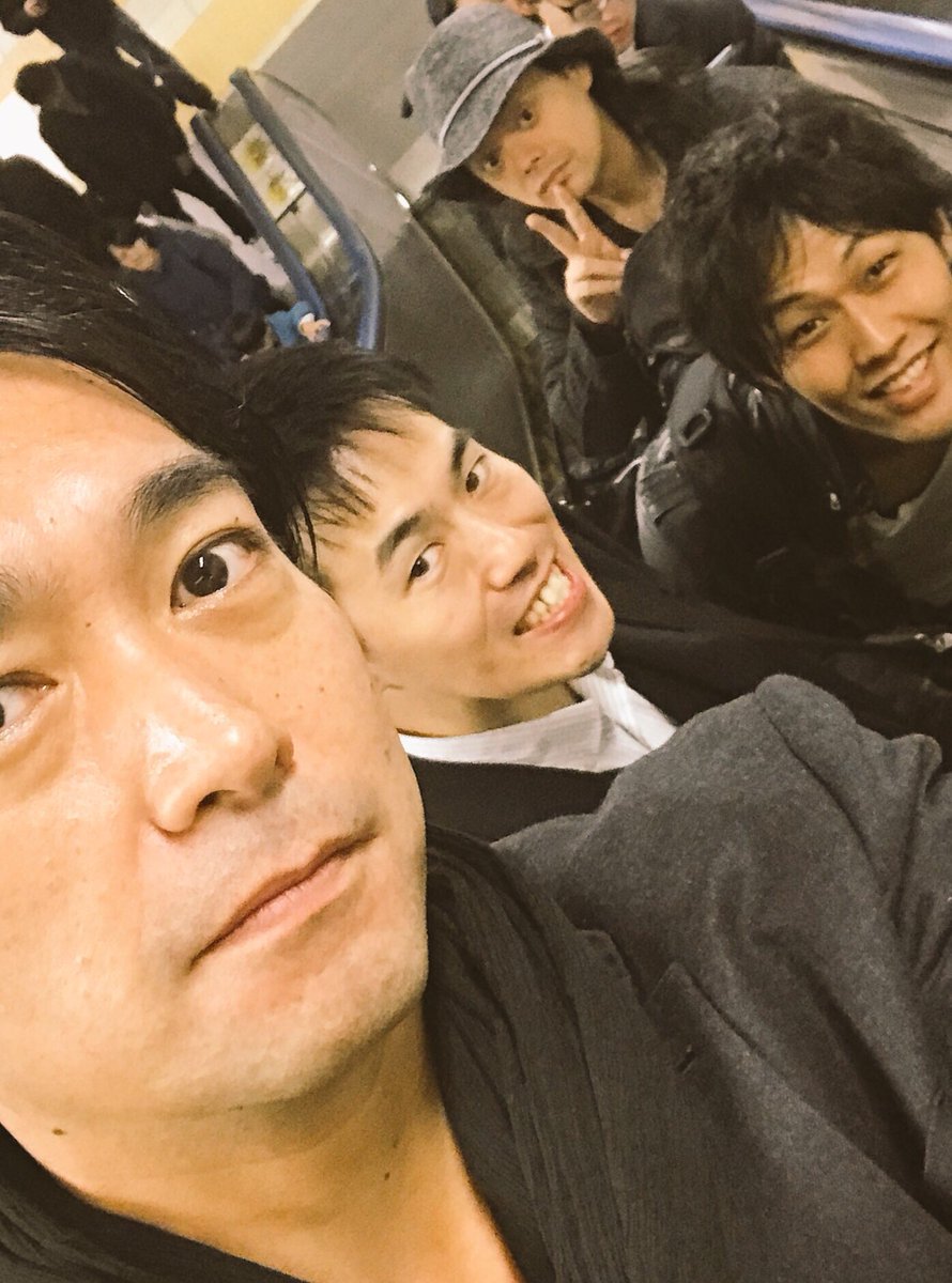 義風堂々!!顔合わせしてきました!そして早速の稽古がはじまり、エンジン全開のきださんの演出に懐かしさを感じつつ、気持ちが 義風堂々!!顔合わせしてきました!そして早速の稽古がはじまり、エンジン全開のきださんの演出に懐かしさを感じつつ、気持ちが