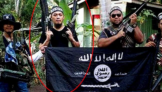Philippine troops hunt IS 'financier' in rebel city