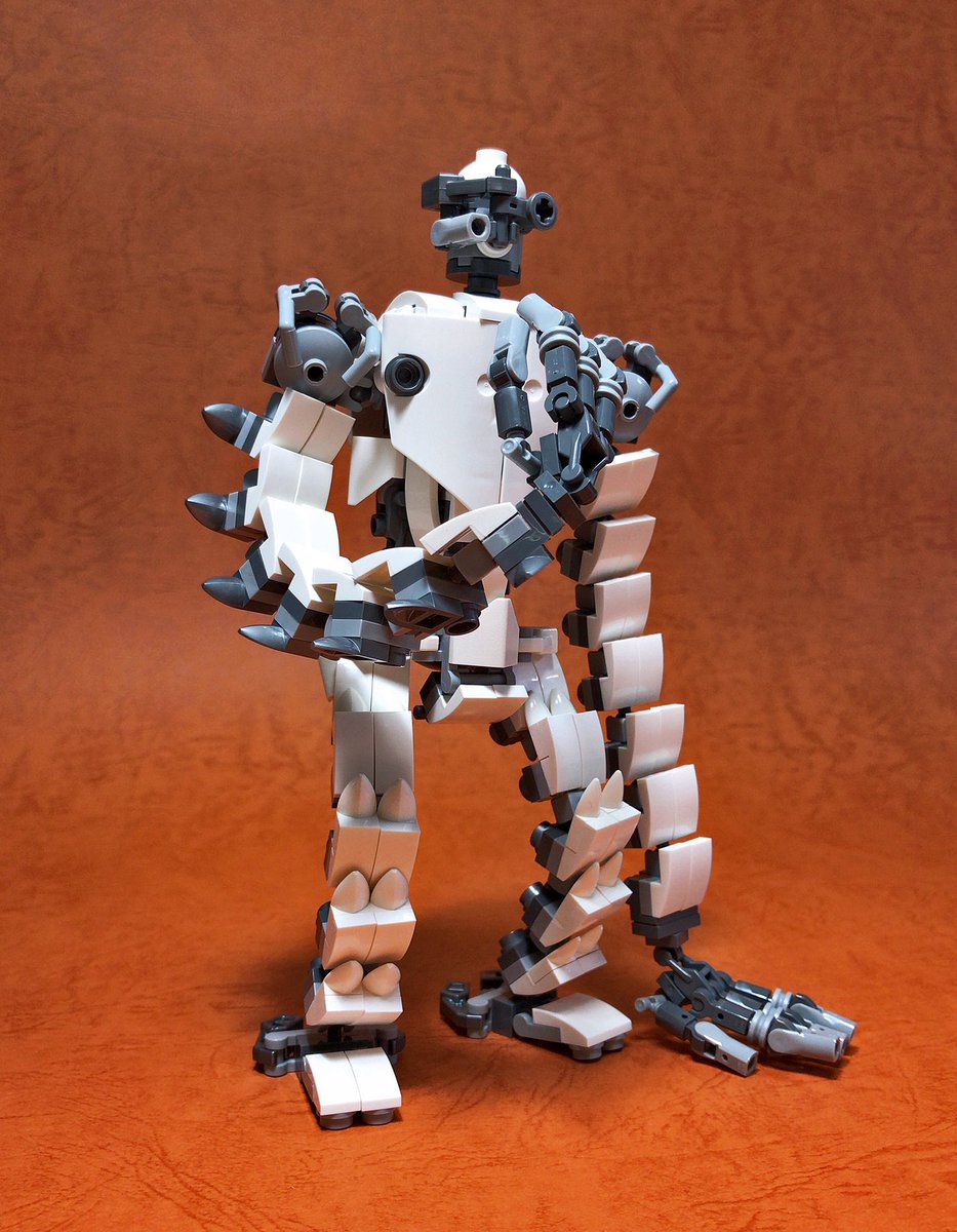 レゴでジブリ「天空の城ラピュタ」のロボット兵を作ったよ。ベンチャー企業が「実物大で動くのを作ろう!」という企画発表、それ レゴでジブリ「天空の城ラピュタ」のロボット兵を作ったよ。ベンチャー企業が「実物大で動くのを作ろう!」という企画発表、それ