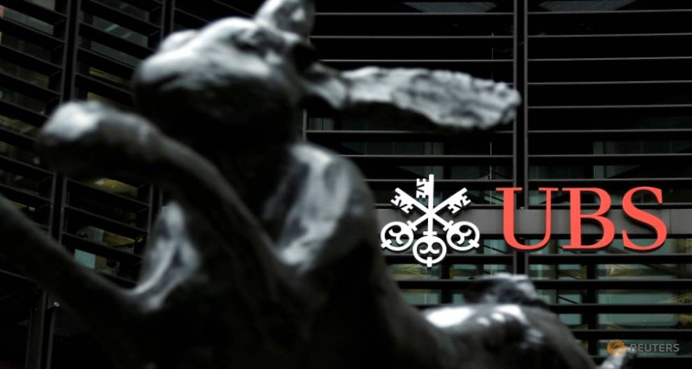 UBS asks London investment bankers - Amsterdam, Madrid or Frankfurt?