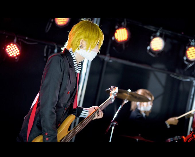 #コスプレ写真に黒帯を入れて映画のワンシーンのような1枚にする遊び映画化するからね、おめでとうやね🙆♂️覆面系ノイズ/ #コスプレ写真に黒帯を入れて映画のワンシーンのような1枚にする遊び映画化するからね、おめでとうやね🙆♂️覆面系ノイズ/