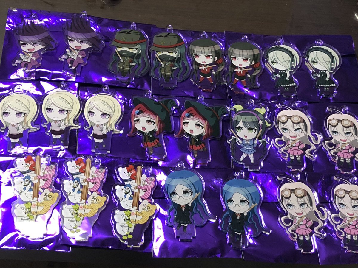 ダンガンロンパV3 チュロスター 交換 譲渡出)缶バッジ……獄原、赤松3、茶柱4、白銀2、星3、モノクマーズアクスタ…… ダンガンロンパV3 チュロスター 交換 譲渡出)缶バッジ……獄原、赤松3、茶柱4、白銀2、星3、モノクマーズアクスタ……