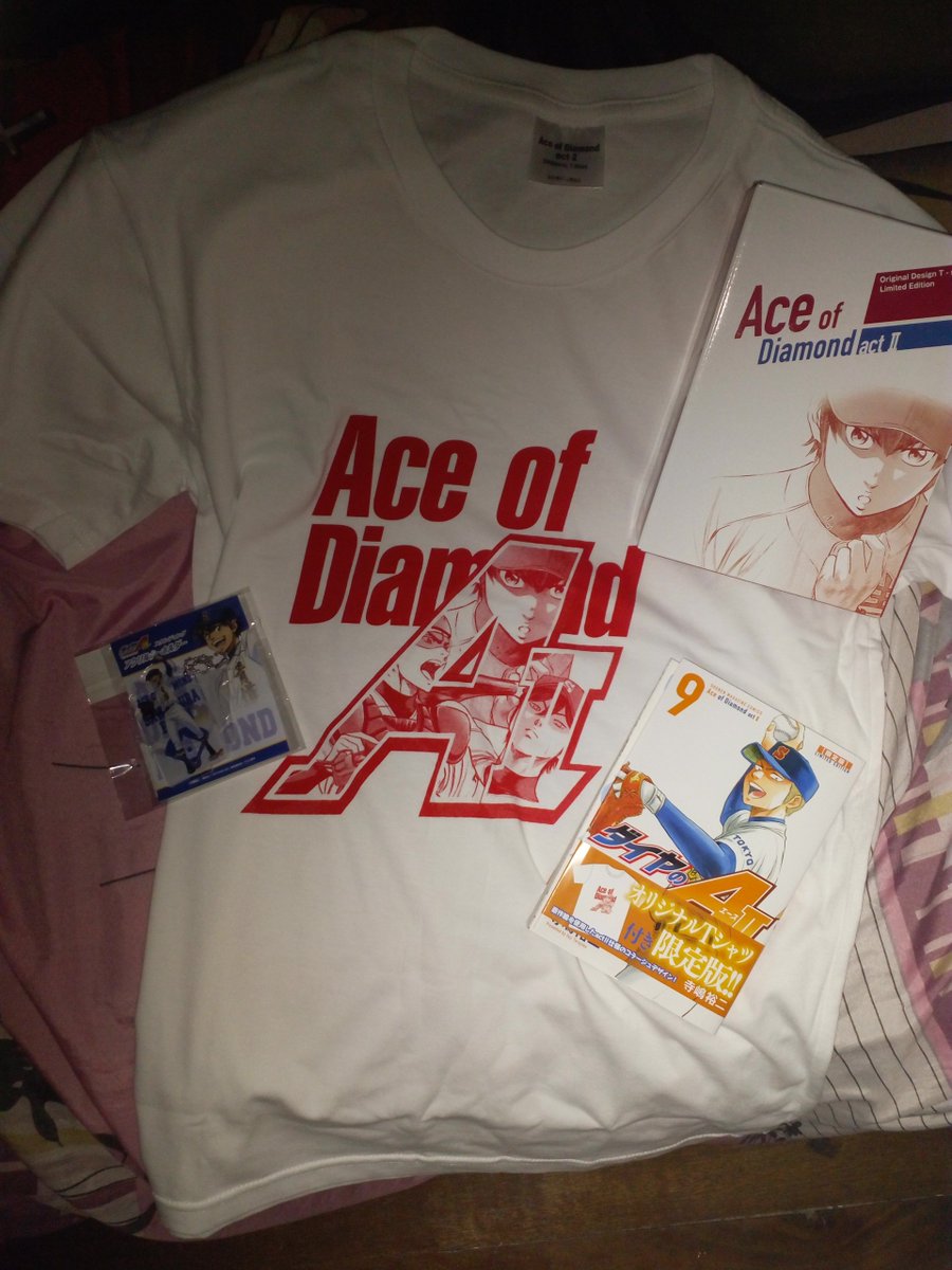 ダイヤのA limited TShirt + Act 2 Vol 9 has arrived! ✨✨私はとてもうれしい ダイヤのA limited TShirt + Act 2 Vol 9 has arrived! ✨✨私はとてもうれしい