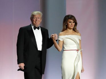 Melania Trump to donate inaugural ball gown to Smithsonian