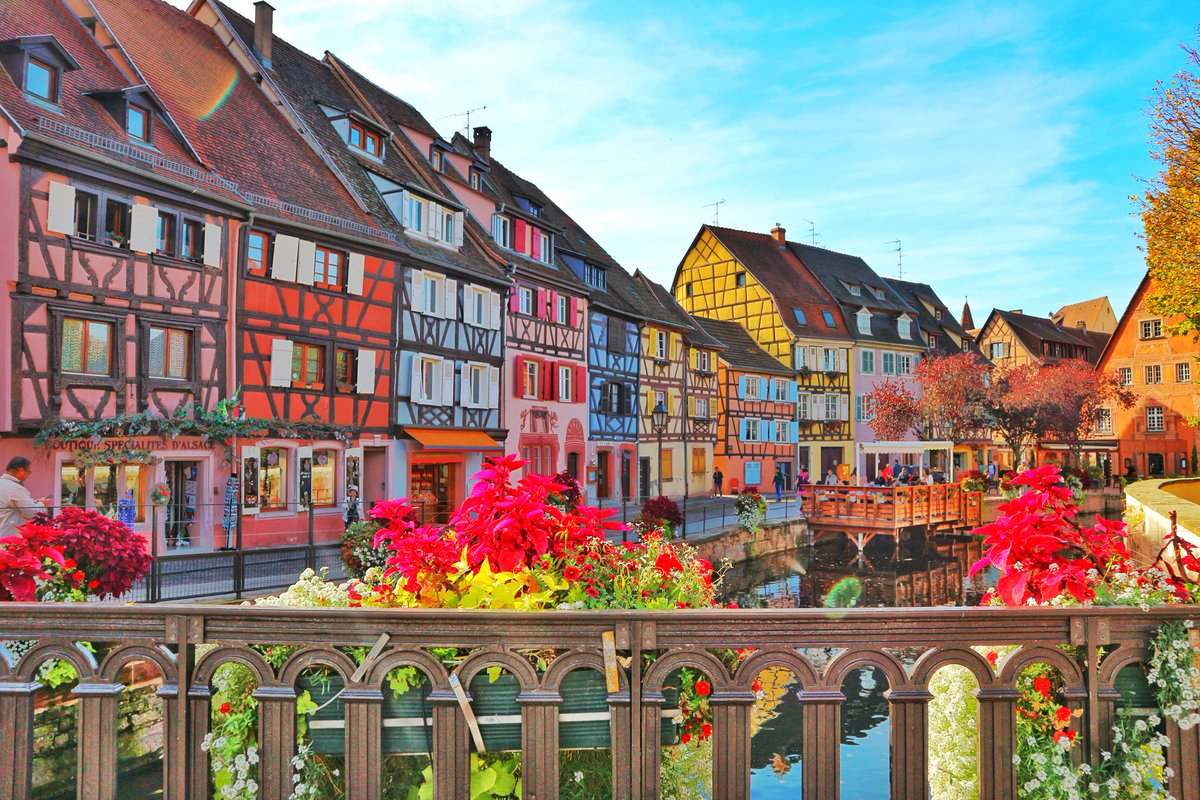 パリから少し離れて美女と野獣、ハウルの動く城の舞台で有名な憧れの街へ。#mayu_Paris Colmar パリから少し離れて美女と野獣、ハウルの動く城の舞台で有名な憧れの街へ。#mayu_Paris Colmar