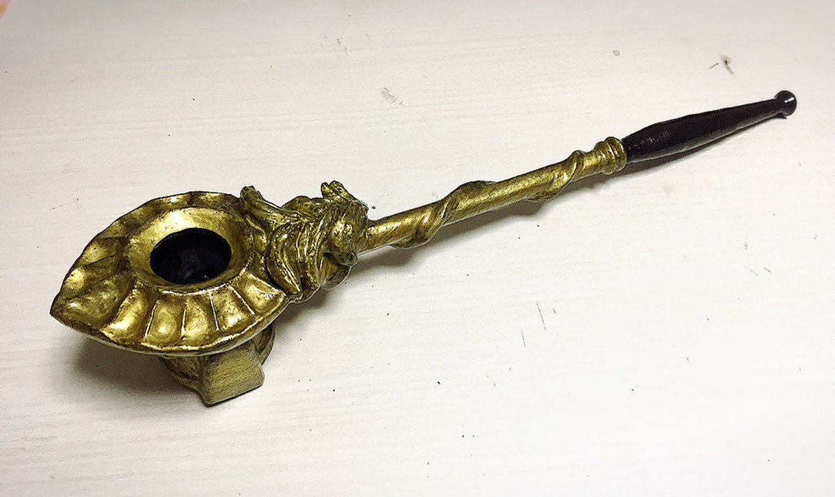 こちらはちゃんと自分にしては丁寧に作った贈呈用の武器!終わりのセラフ、五士の煙管(-.-)y-., o O こちらはちゃんと自分にしては丁寧に作った贈呈用の武器!終わりのセラフ、五士の煙管(-.-)y-., o O