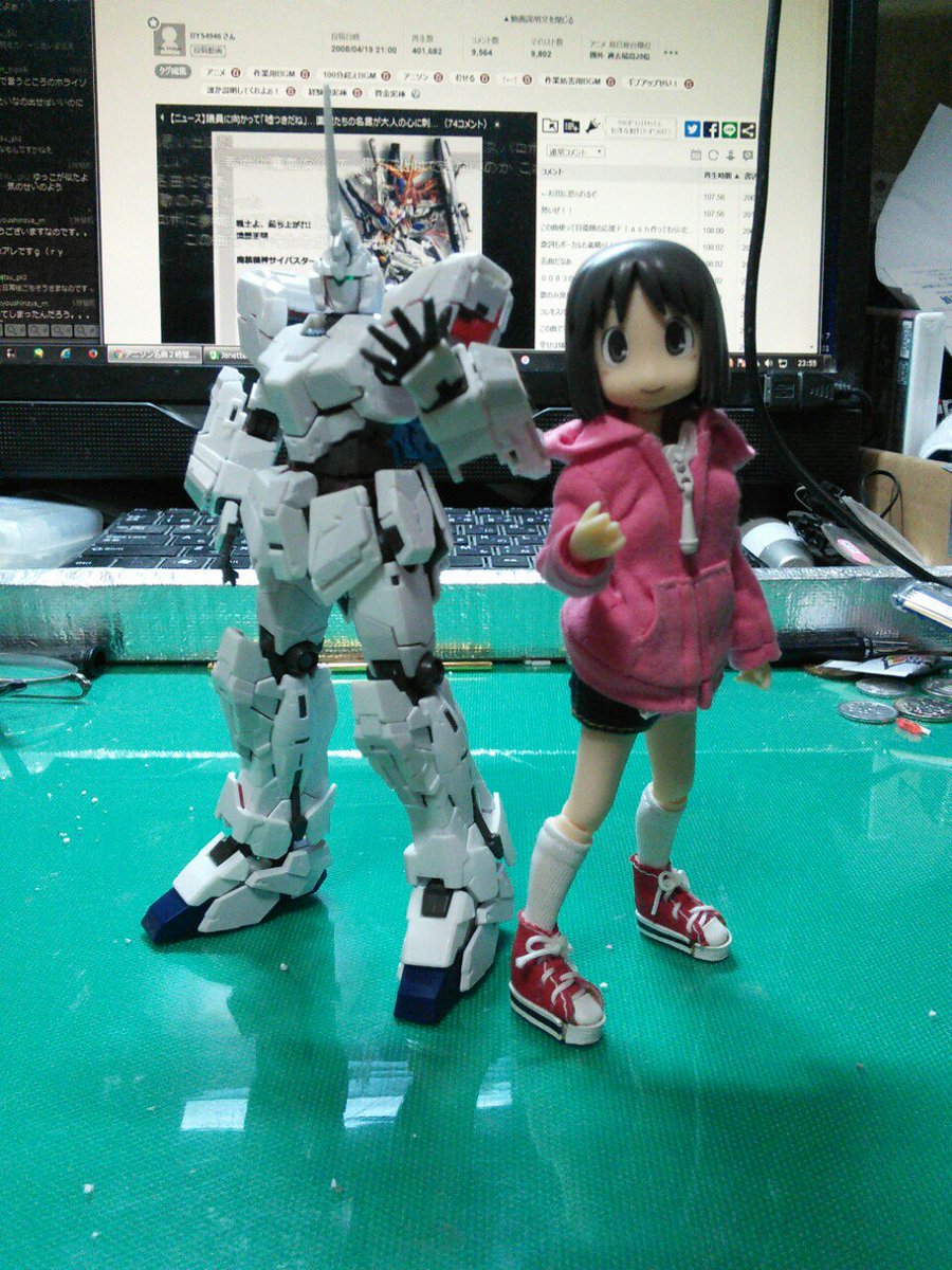 よい子の諸君!ひと言で人型ロボットといっても、見た目から機能からそれこそ千差万別だ!ロボ好きの趣味や嗜好も千差万別、それ よい子の諸君!ひと言で人型ロボットといっても、見た目から機能からそれこそ千差万別だ!ロボ好きの趣味や嗜好も千差万別、それ