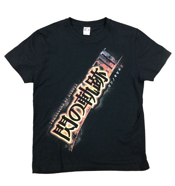 『英雄伝説 閃の軌跡Ⅲ ロゴTシャツ』、『ファルコム学園缶バッチコンプリートセット』、『ファルコムタイトルロゴ缶バッチ第 『英雄伝説 閃の軌跡Ⅲ ロゴTシャツ』、『ファルコム学園缶バッチコンプリートセット』、『ファルコムタイトルロゴ缶バッチ第