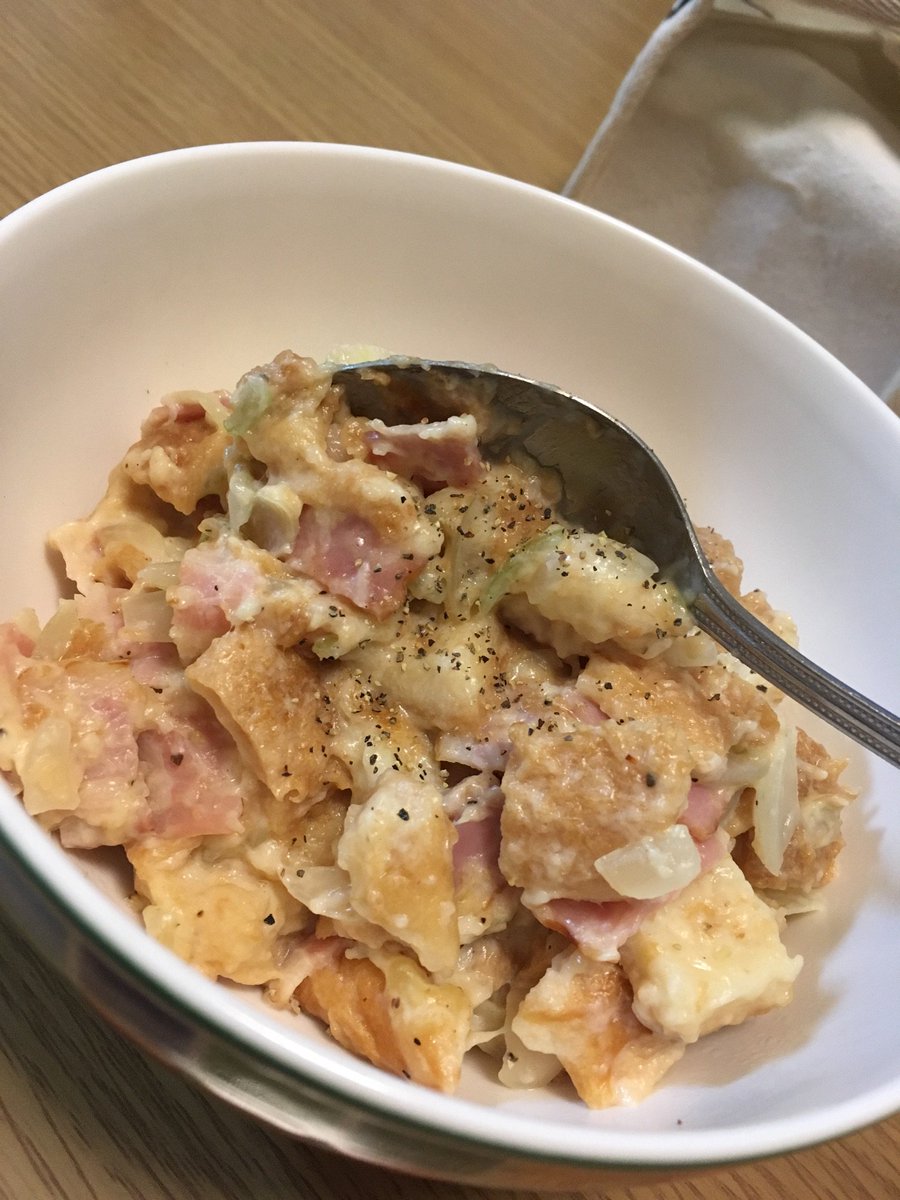 ヨネさん飲み会だし寒いしで赤子用のパンがゆ作った時に余った耳でパンがゆ作った甘々と稲妻のレシピに牛乳とチーズマシマシで ヨネさん飲み会だし寒いしで赤子用のパンがゆ作った時に余った耳でパンがゆ作った甘々と稲妻のレシピに牛乳とチーズマシマシで