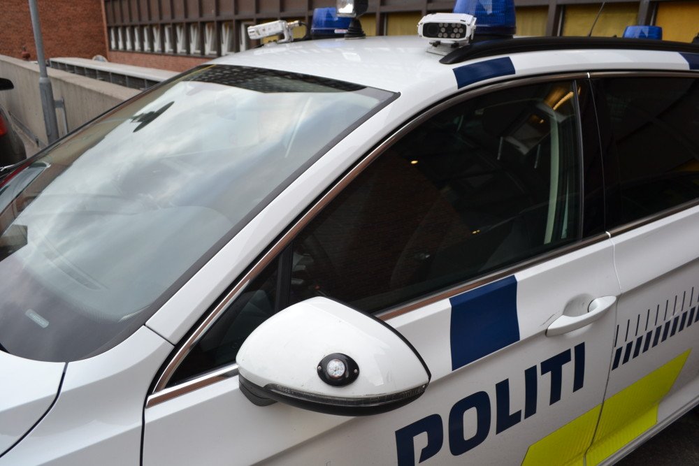Politiet søger vidner til episode ved Gl. Estrup ved Auning #politidk https://t.co/1jndhSMJtm https://t.co/s7jkZYoIXn