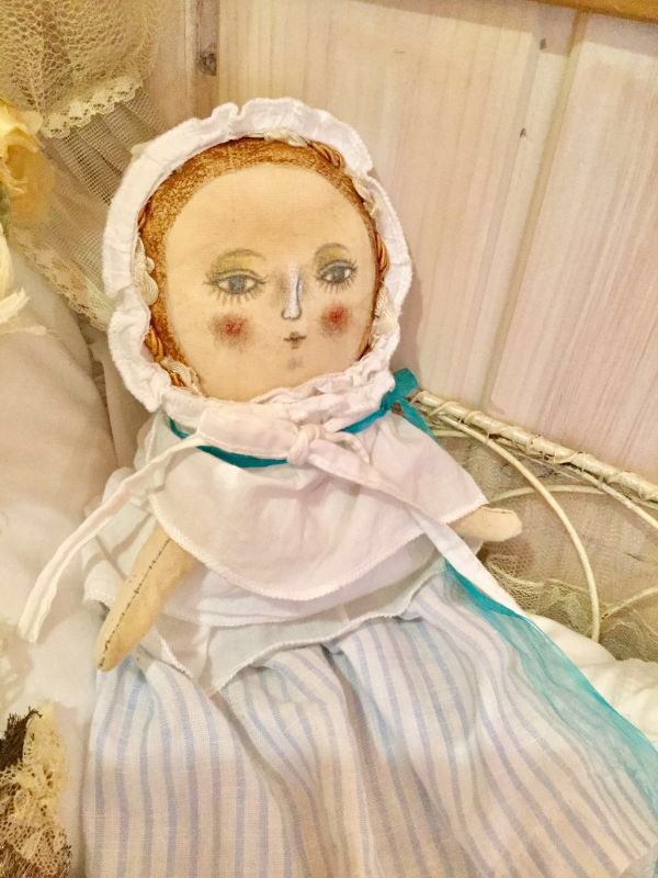 【青の羊】クロニクル その3割と一番最近。8月の企画展に来た子。実は、私はそのときの作品で一番好きだった。(お嫁にいきま 【青の羊】クロニクル その3割と一番最近。8月の企画展に来た子。実は、私はそのときの作品で一番好きだった。(お嫁にいきま