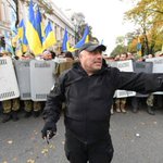 Ukraine leader vows to launch anti-corruption court
