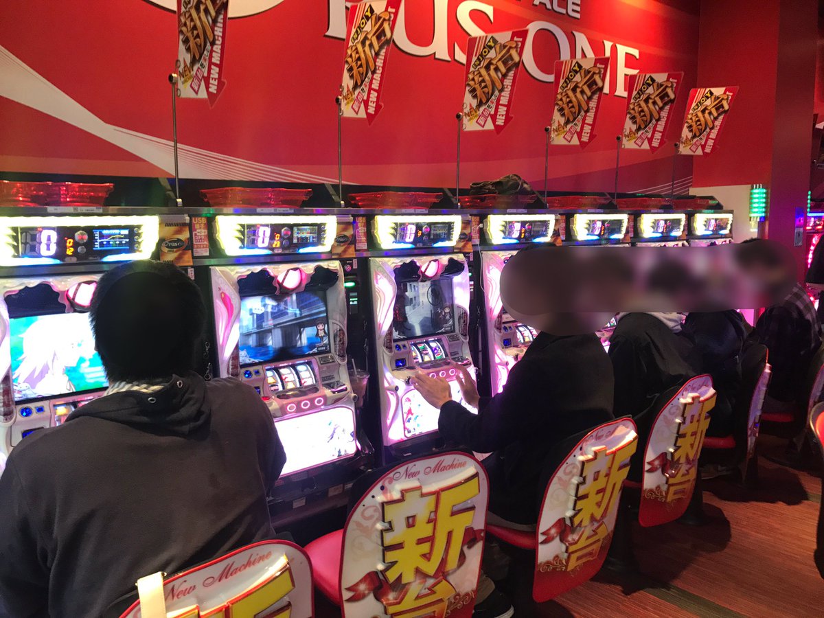 オーパスワン大森店様にお邪魔してます👼💖朝一は昨日増台されたばかりのまどマギ2が即埋まりでした!!それから絆、まどマギ初 オーパスワン大森店様にお邪魔してます👼💖朝一は昨日増台されたばかりのまどマギ2が即埋まりでした!!それから絆、まどマギ初