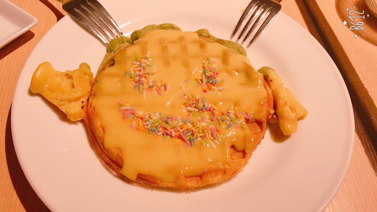 作ったワッフルがサザエさんになった件についてwwwwwwwww 作ったワッフルがサザエさんになった件についてwwwwwwwww