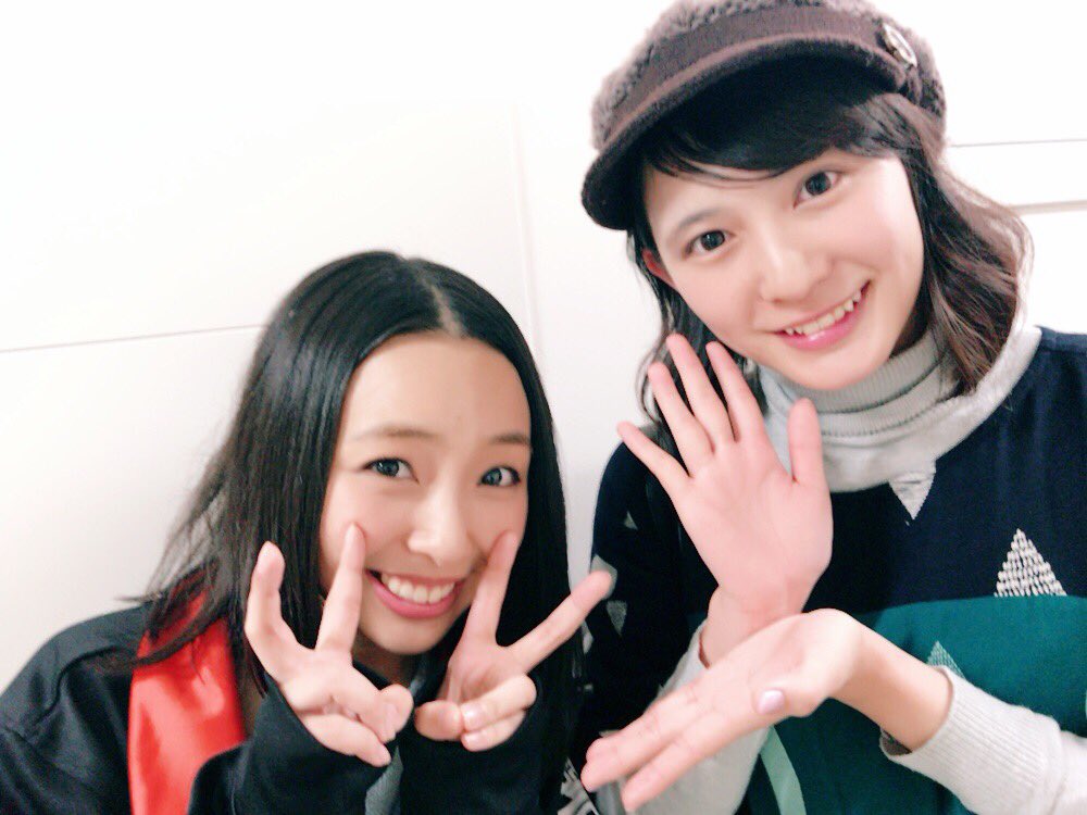 今日は #ハイキュー の舞台を観に行きましたー✨✨ 亜美ちゃーん💕💕ありがとうー(*≧∀≦*)いやあハイキュー素晴らしい 今日は #ハイキュー の舞台を観に行きましたー✨✨ 亜美ちゃーん💕💕ありがとうー(*≧∀≦*)いやあハイキュー素晴らしい