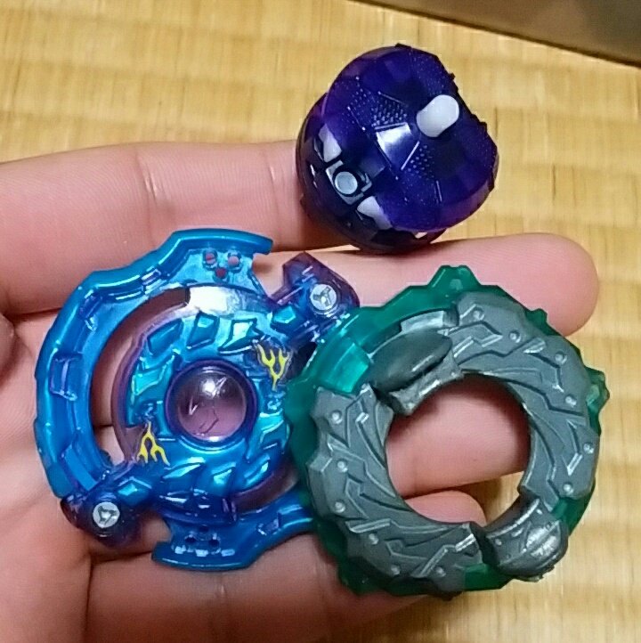ジェイルヨルムンガンド7sTw!!はっきり言って強い!そしてカッコイイ!!#ベイブレードバースト ジェイルヨルムンガンド7sTw!!はっきり言って強い!そしてカッコイイ!!#ベイブレードバースト