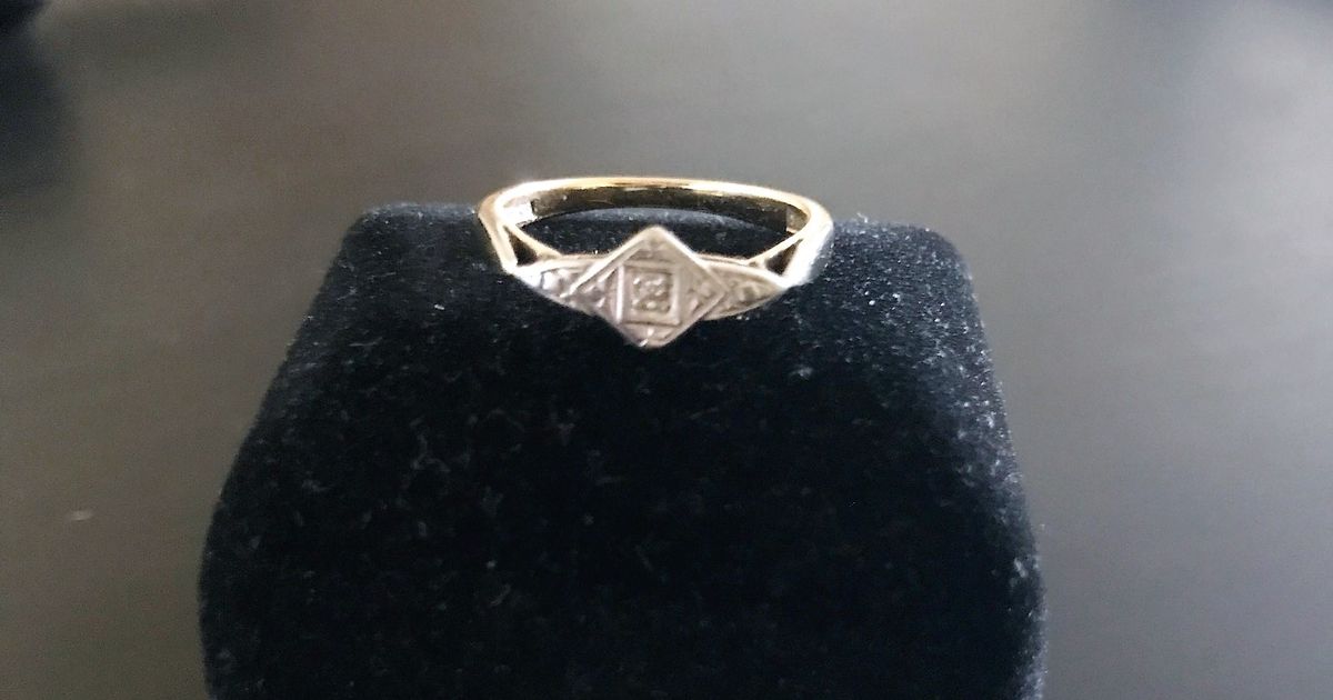 Love letter by First World War soldier found with engagement ring sparks 101-year romantic mystery