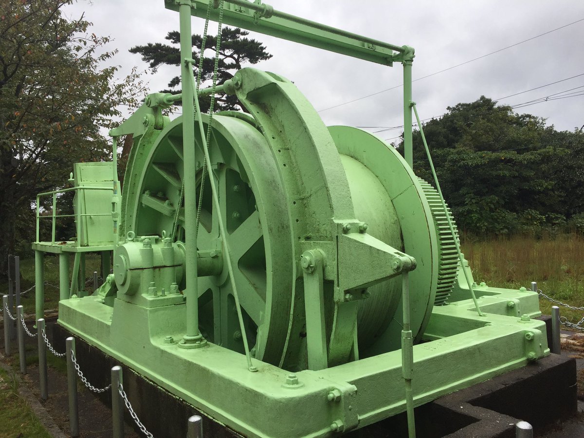#全炭博研 今日のドラム巻上げ機 「天空の城ラピュタ」の冒頭でパズーが運転してる機械がこれ #全炭博研 今日のドラム巻上げ機 「天空の城ラピュタ」の冒頭でパズーが運転してる機械がこれ