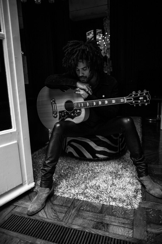 Waiting for you...

????: @candyTman https://t.co/CHiS9pTsIW