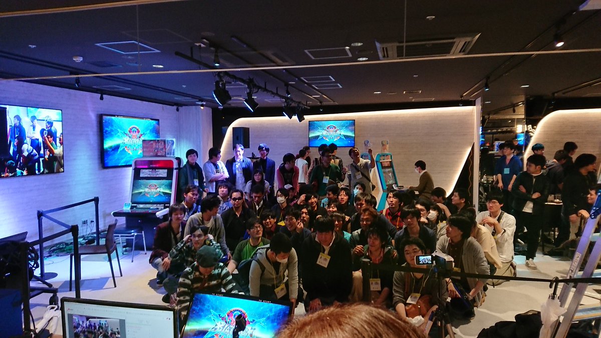 東西戦お疲れ様でした掛け声は「ブレイブルー?」「「最高」」でした!お疲れ様でした😃 東西戦お疲れ様でした掛け声は「ブレイブルー?」「「最高」」でした!お疲れ様でした😃