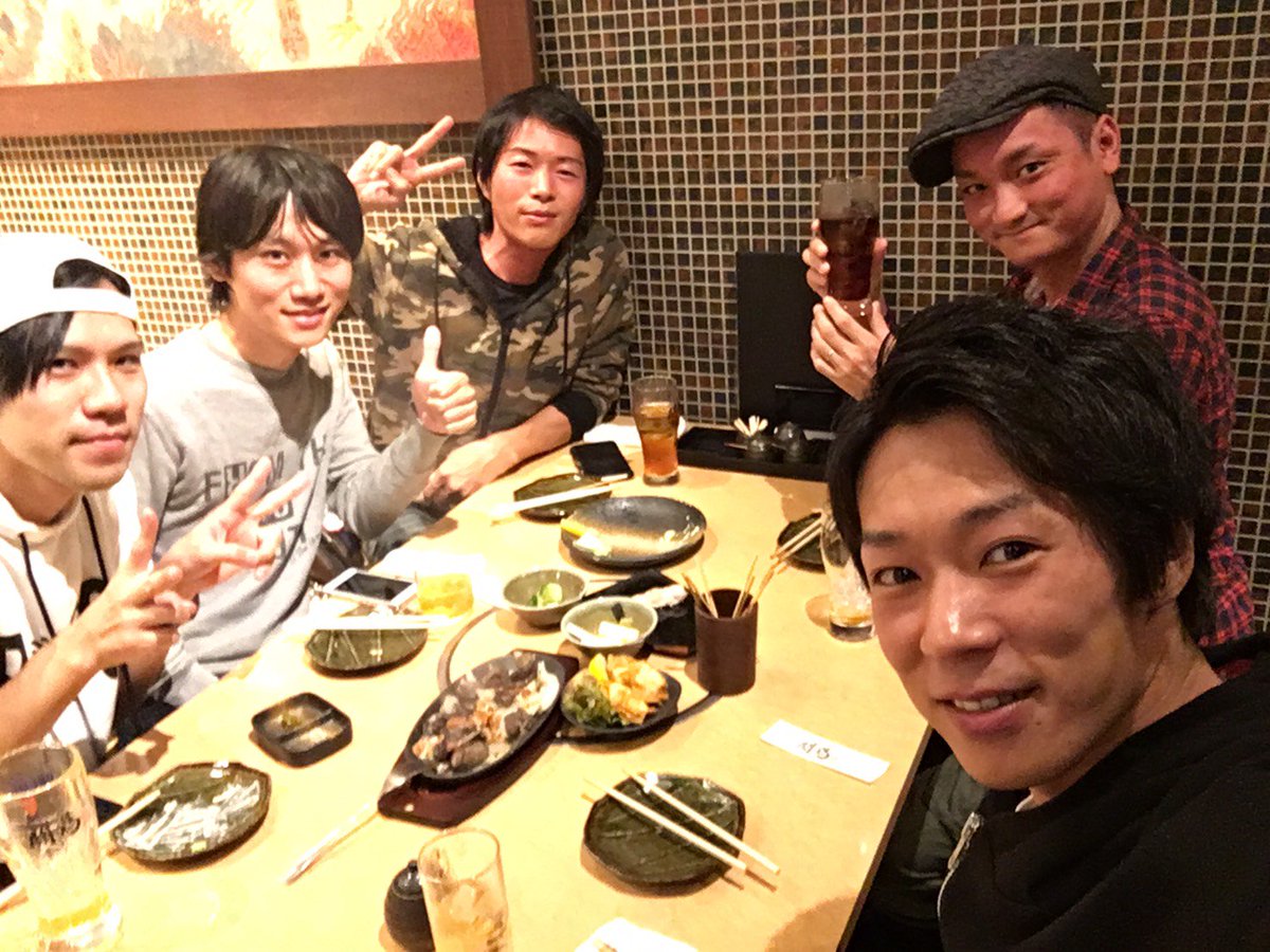 懐かしの監獄学園メンズレイヤー会で呑みました!メンバーの5分の3が結婚して彼女すらいない自分が肩身狭くて辛かった(笑) 懐かしの監獄学園メンズレイヤー会で呑みました!メンバーの5分の3が結婚して彼女すらいない自分が肩身狭くて辛かった(笑)