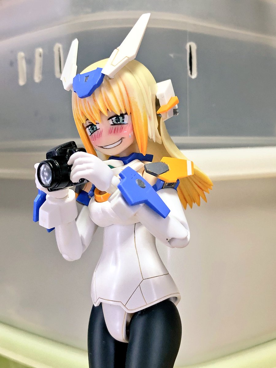カメラに夢中なバーゼラルドア隊員 #フレームアームズ・ガール #マイFAガール カメラに夢中なバーゼラルドア隊員 #フレームアームズ・ガール #マイFAガール