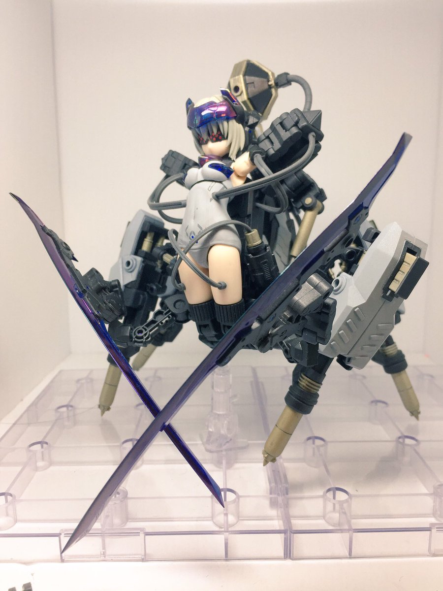 生体ユニットフレズ完成“フレズヴェルク・クレイドル”パイル状の四肢で標的を何処までも追い、前肢の鎌で無慈悲に両断する生体 生体ユニットフレズ完成“フレズヴェルク・クレイドル”パイル状の四肢で標的を何処までも追い、前肢の鎌で無慈悲に両断する生体