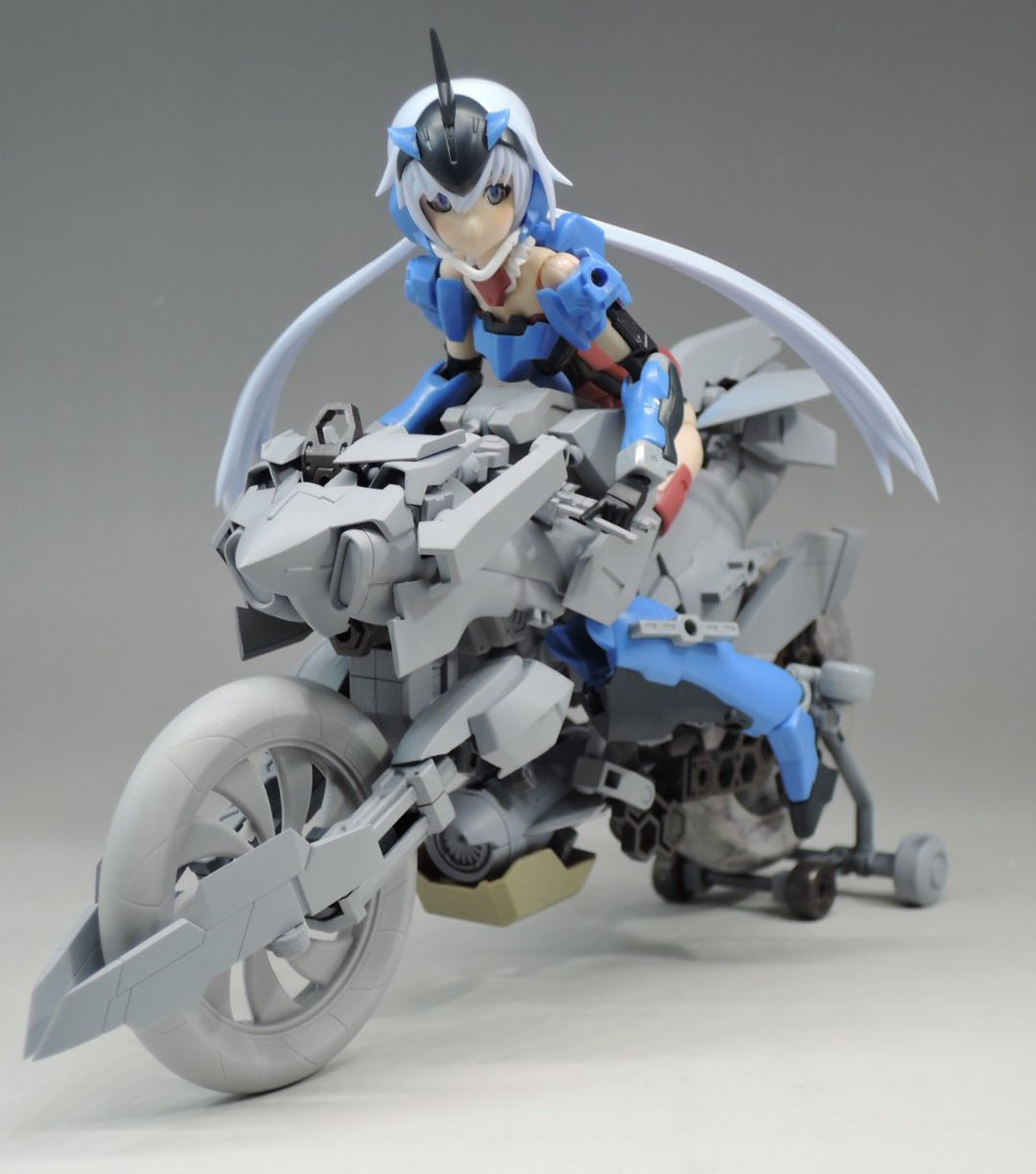 スティバイク進捗。関西まるちの時から今後のことを考えて各部微調整。前からやりたかったインパネやリアにはサスペンション構造 スティバイク進捗。関西まるちの時から今後のことを考えて各部微調整。前からやりたかったインパネやリアにはサスペンション構造