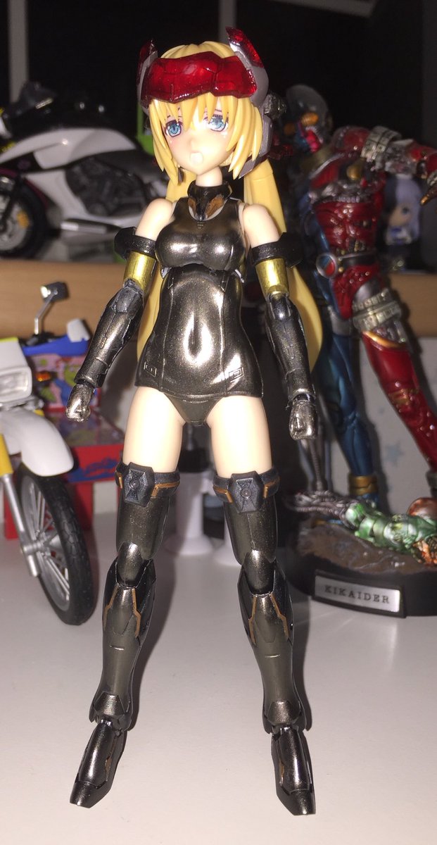 フレズヴェルク=アーテル インバース 素体ができた〜✨(細い所残ってるけどねぇ~)あまり塗装やらないので関節が崩れる最悪 フレズヴェルク=アーテル インバース 素体ができた〜✨(細い所残ってるけどねぇ~)あまり塗装やらないので関節が崩れる最悪