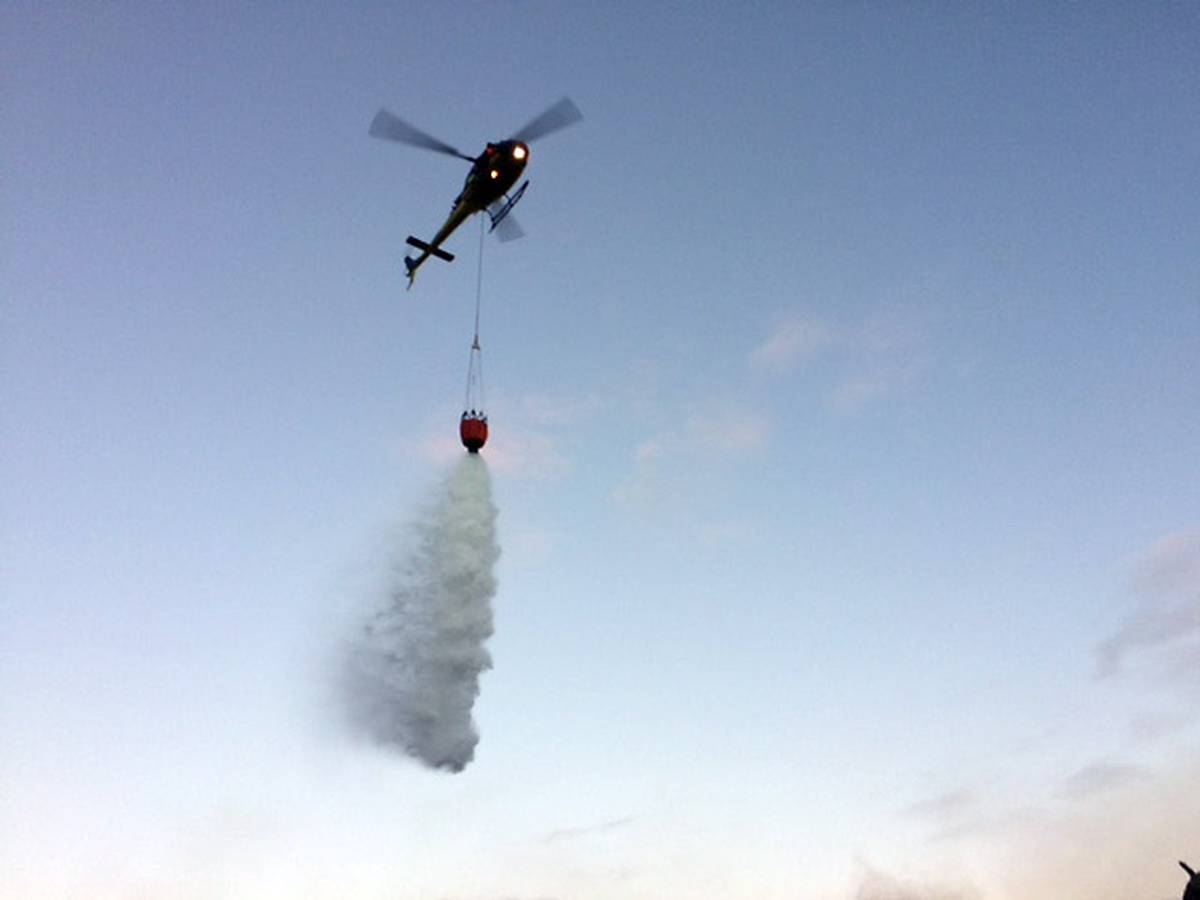 Helicopters save house from gorse fire in Far North