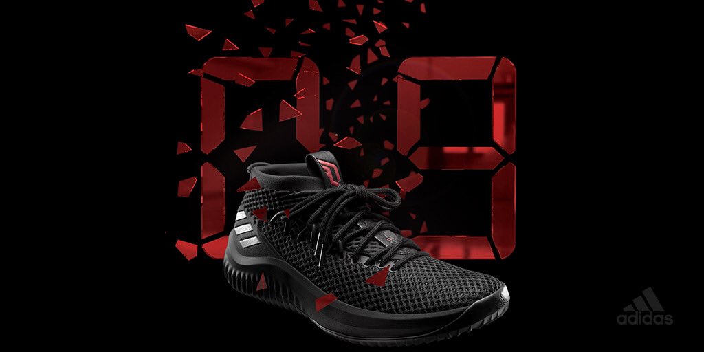 Just might head to Portland to chek Tha homie @Damianlillard and rokk these new kiks he sent me! #Dame4 https://t.co/ImIcRYjK0I