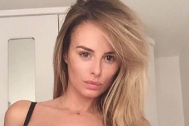 RT @Daily_Star: Hotter than Page 3: @Rhianmarie strips down to sheer lingerie and suspenders https://t.co/5CHkMy7PNN https://t.co/Vh9MpZvq0Q