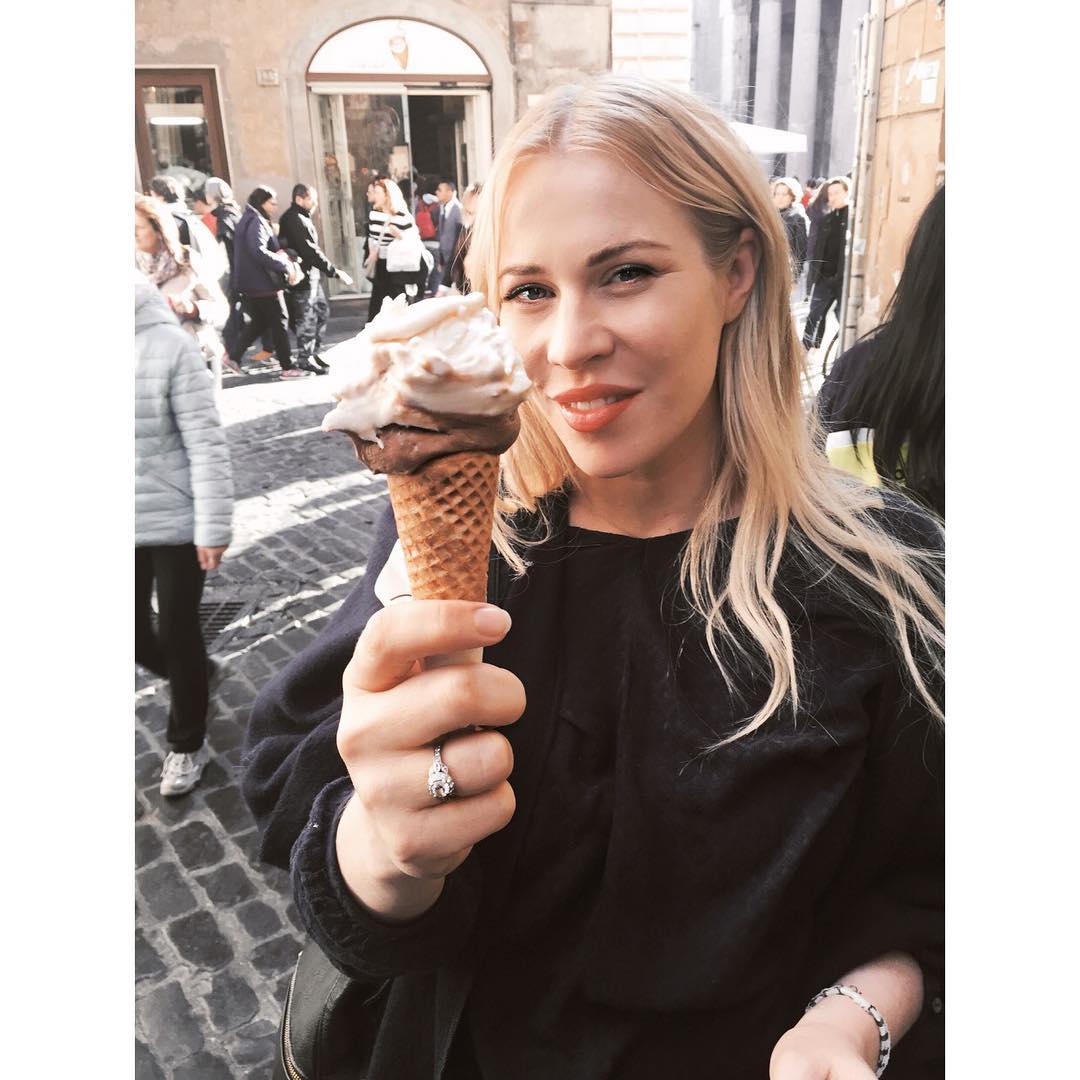 Very close to discovering the meaning of life ????????????????  #icecream #venchi #galato #rome https://t.co/DxcikG7eDi