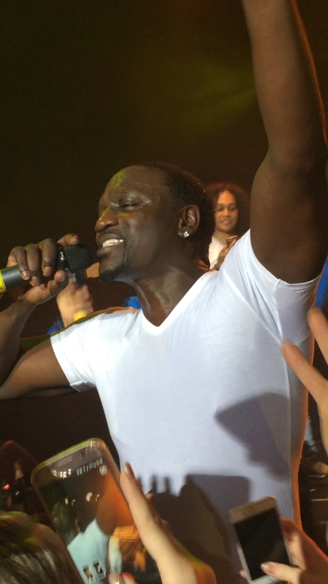 RT @s0xyyy: @Akon and @konvictkartel  were awesome ???? never been to anything quite like it https://t.co/kbmlKkRHhk