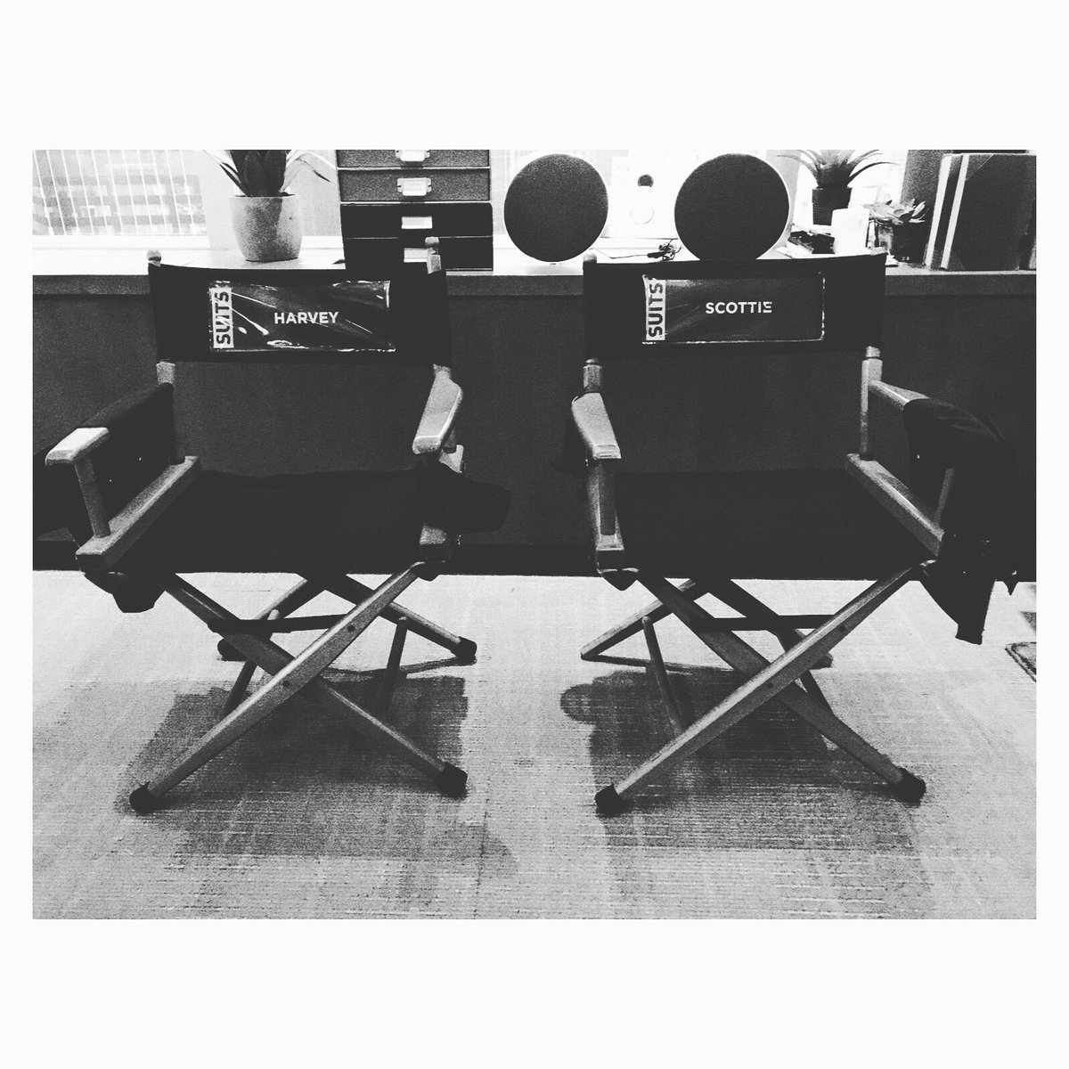 Guess who's back, back again
Scottie's back, tell a friend ???? @Suits_USA @akorsh9 @GabrielMacht #Suits #Season7 https://t.co/Wm2LQGMQ5d