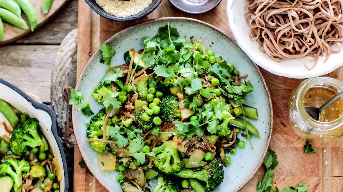 That’s our #WinterWise meal inspo for the day 😍 Green Stir Fry & Soba Noodles, thanks @Rebel_Recipes! https://t.co/xnx8IDmvQQ