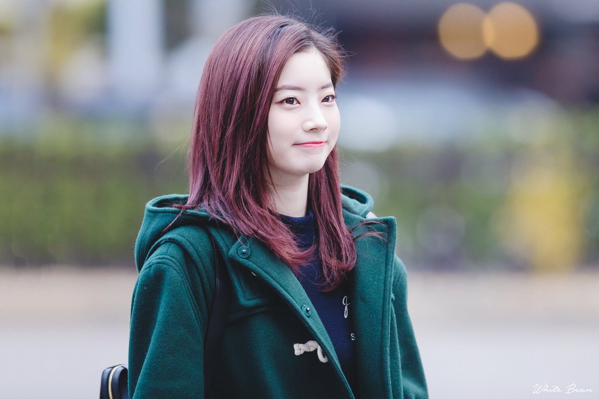 TWICE 트와이스 다현 DAHYUN 쯔위 미나 나연 Dahyun_Fan