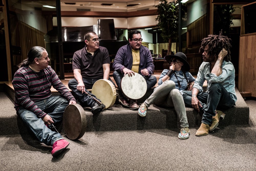 Westlake Studios. Session with the ALL NATION SINGERS and @IAmCreeSummer . ????: @candyTman https://t.co/liMxUizQHt