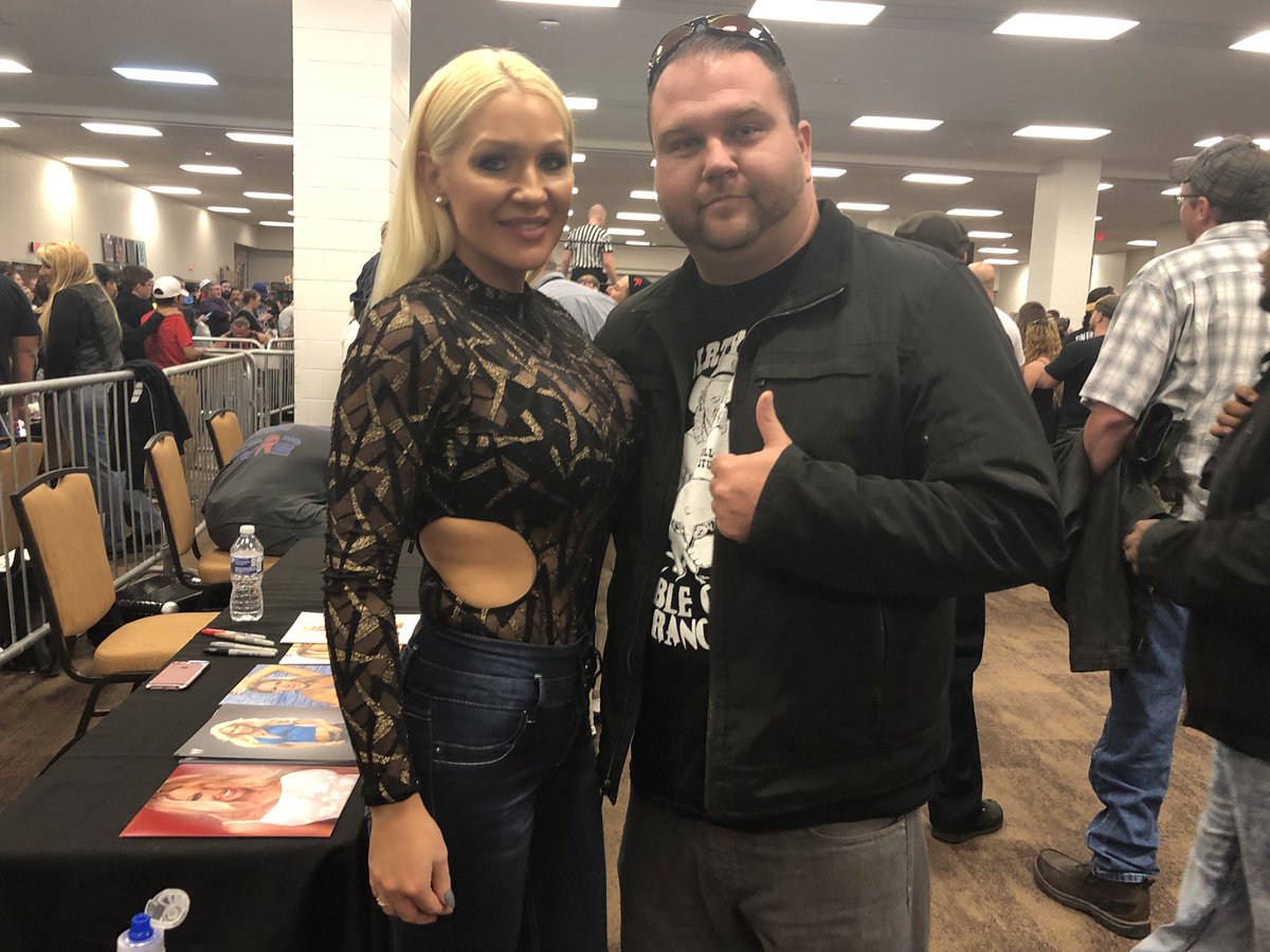 RT @ChrisCawley: @Jillianhall1 thanks for getting to meet you today. Fellow Martel Mark https://t.co/H8y35o66lz