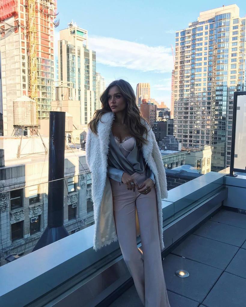 RT @JosephinSkriver: nyc state of mind with @victoriassecret today!! #vsfashionshow https://t.co/54mKXUvqw8