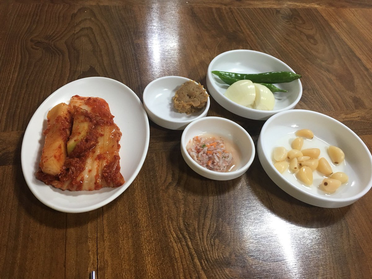 양파 넣고 소스 마늘 토마토 피망 대파 tw_uram