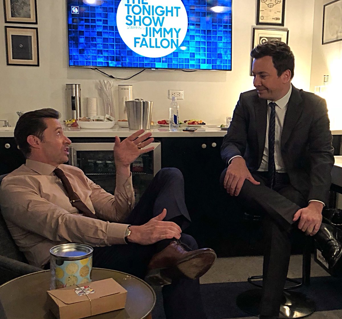 Giving @jimmyfallon some monologue notes for tonight’s show. @GreatestShowman #9TimeChampion https://t.co/ZuEQK4yM6M