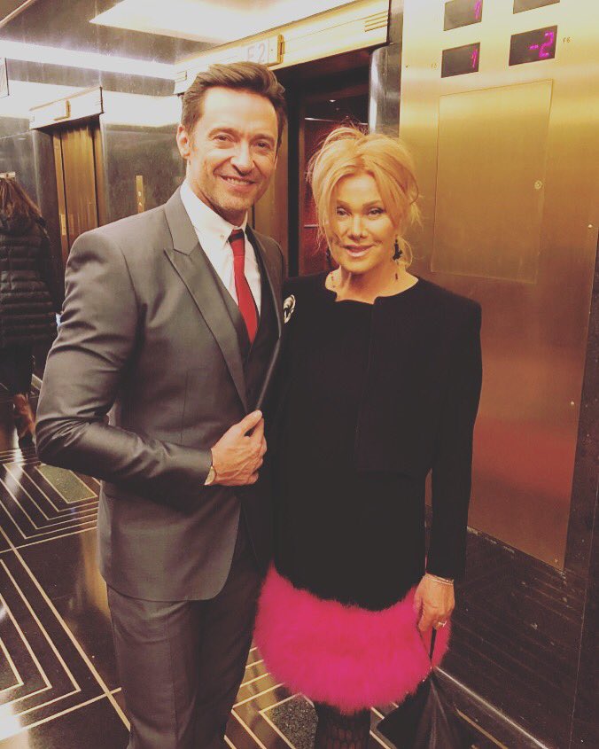 Last night, on the way to the world premiere of @GreatestShowman , with my love. @Deborra_lee https://t.co/vsuV4MOaaU