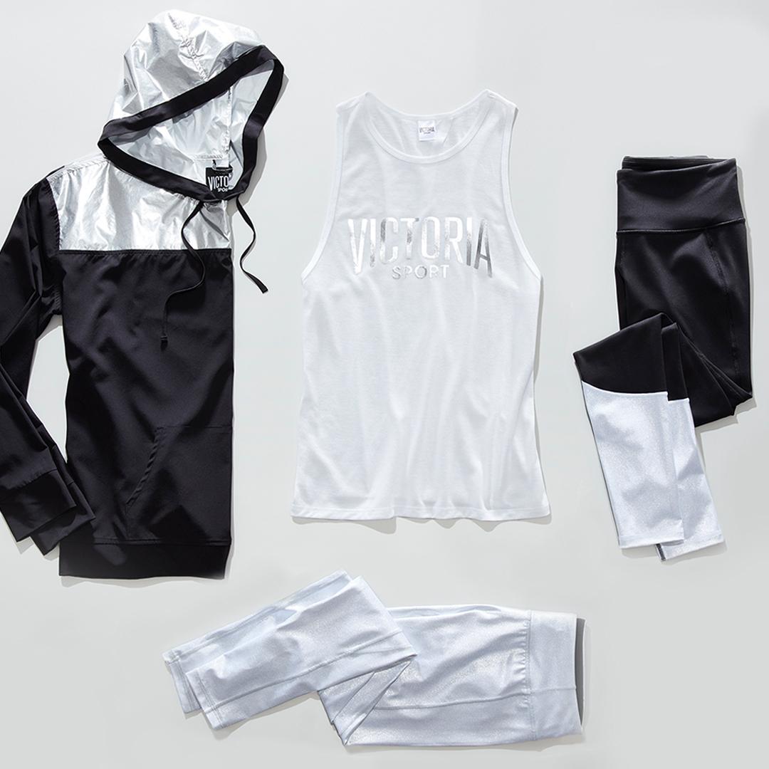 Every second counts—take 40% off sport apparel, in stores only! Exclusions apply. ???????????????? only. https://t.co/iCbJzBJHCi https://t.co/GS76zJhN7M