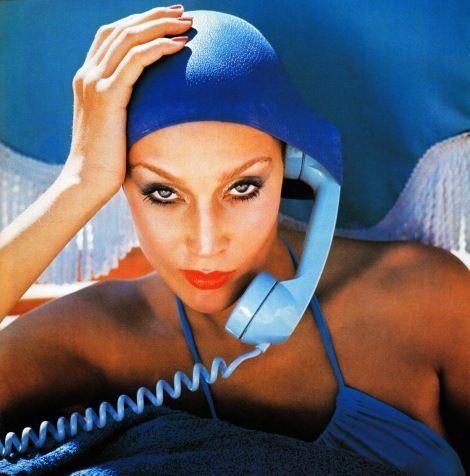 Me taking calls this week from the pool. #VacationVibes #Vogue #JerryHall ????: #NormanParkinson https://t.co/7BGtRV2U6j