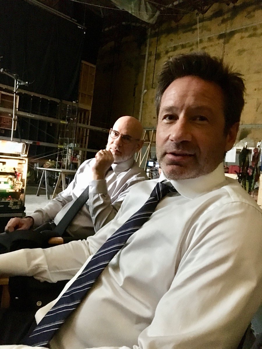 Ooh don’t they look spiffy? @davidduchovny @MitchPileggi1 #TheXFiles https://t.co/pLCXYIqdzM